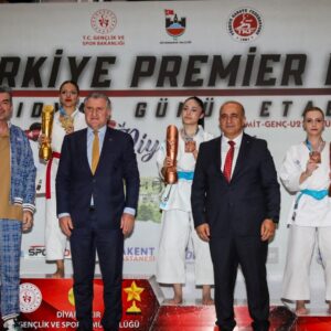 bakan bak turk sporu icin hep beraber calisacagiz AdzHvpZB