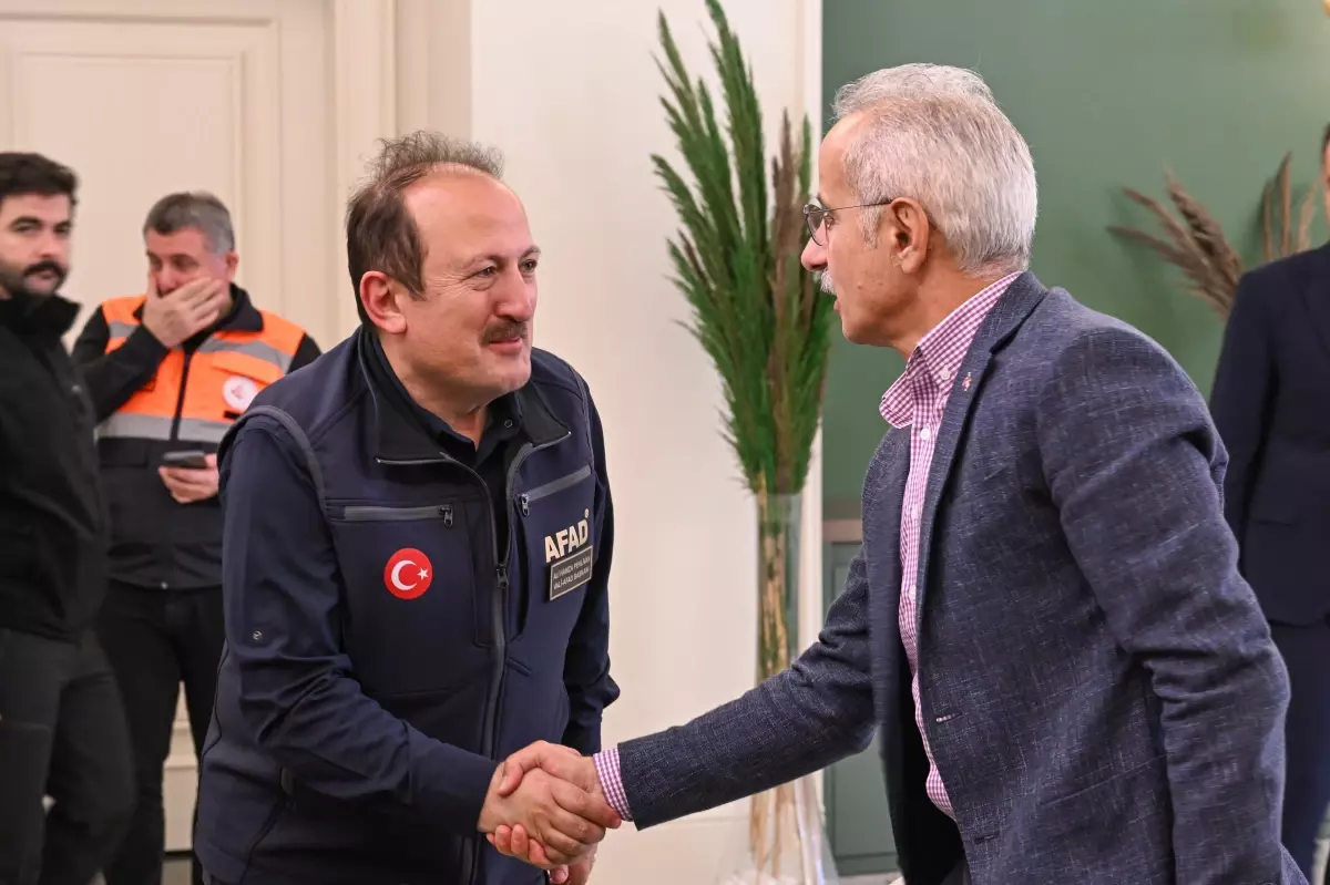 bakanlar rizede sel incelemesi VDheKRkz