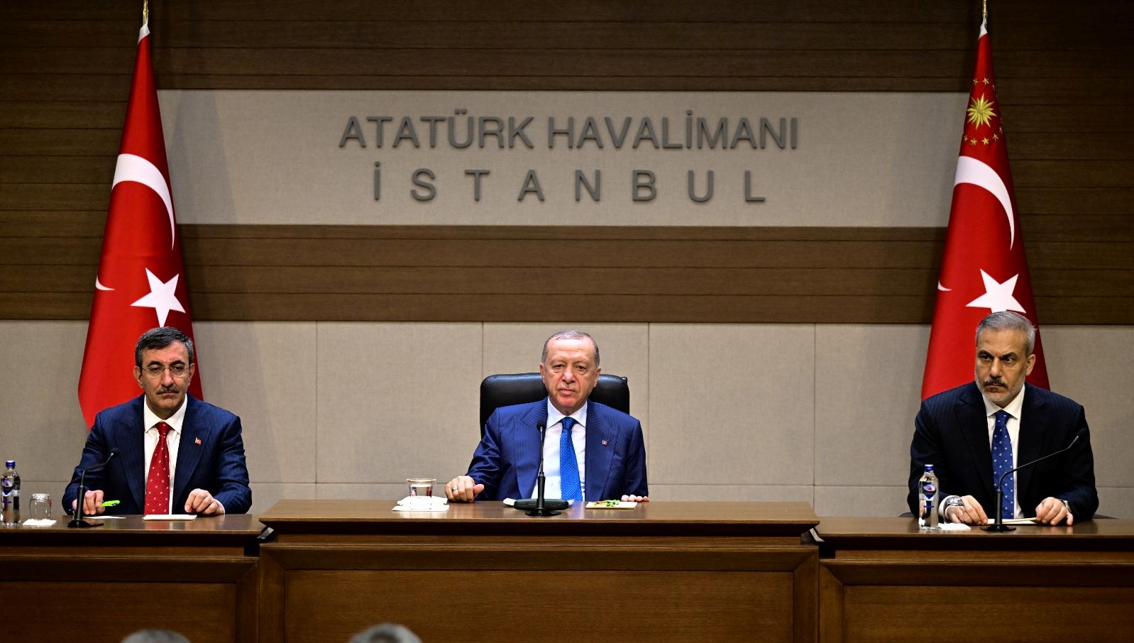 cumhurbaskani erdogandan ozele sert yanit sagir duymaz uydurur OJueuydk