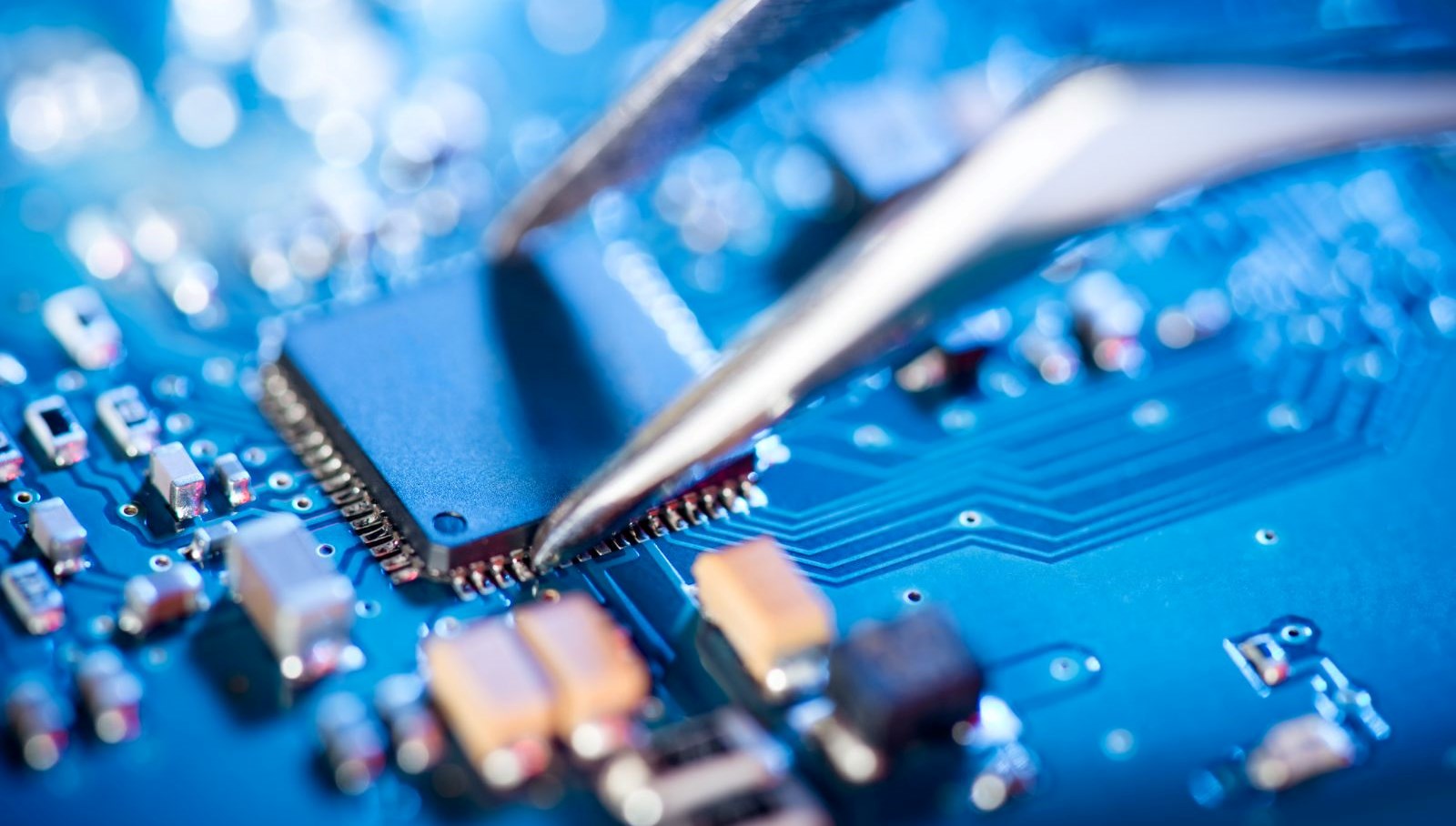 hollanda hukumeti cinli cip ureticisine el koydu dJfvFBOH.jpg