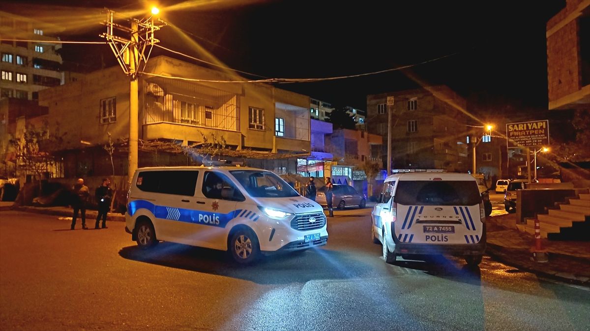 Batman’da Silahlı Çatışmada Üç Kişi Yaralandı