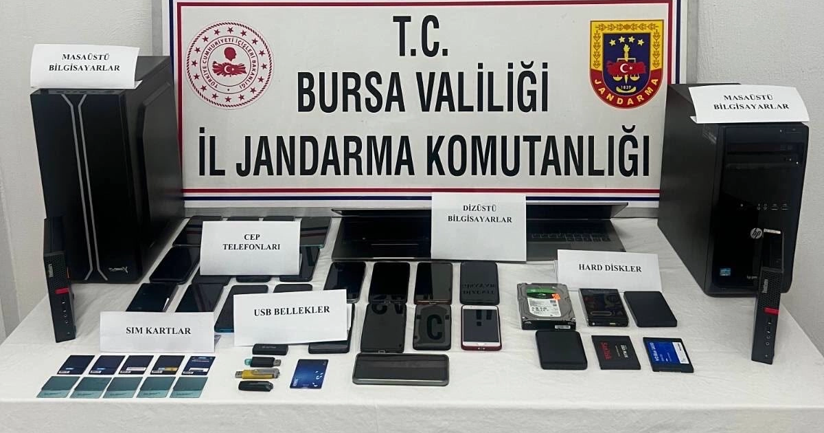Bursa Jandarması’ndan milyonluk dolandırıcılık operasyonu: 7 tutuklama! Img