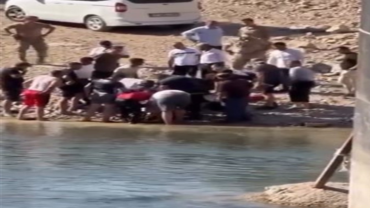 Baraj gölünde boğulma tehlikesi geçiren genç, kurtarılamadı Img